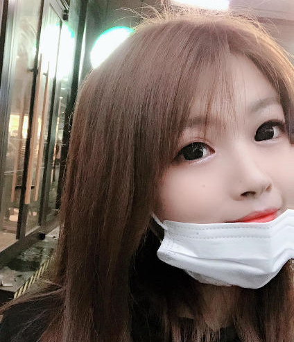 城阳童颜巨乳妹